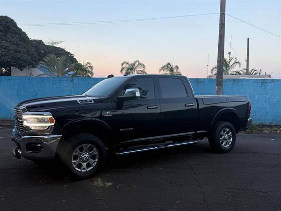 RAM 2500 6.7 I6 TURBO DIESEL LARAMIE CD 4X4 AUTOMÁTICO RAM 2500 6.7 I6 TURBO DIESEL LARAMIE CD 4X4 AUTOMÁTICO